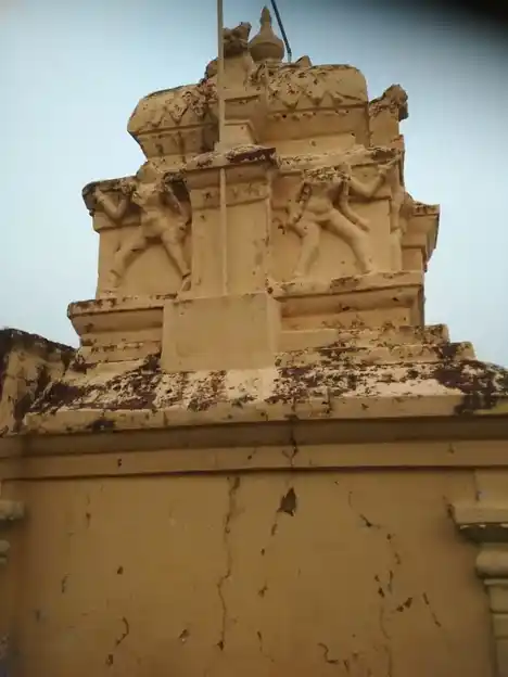 Arulmigu Madeshwaran Temple, Kempanayakkanpalyam - 638503 Temple