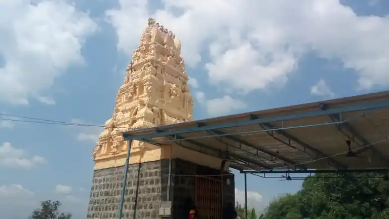 Arulmigu Madeshwaran Temple, Suriyampalayam, Erode - 638003 அருள்மிகு மாதேஸ்வரன் திருக்கோயில், Suriyampalayam, Erode - 638003, Erode - Ancient Temple Architecture and History Image 3