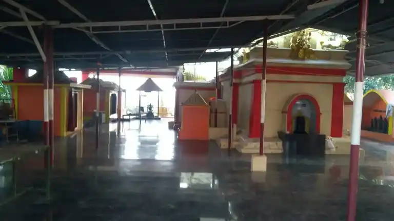 Arulmigu Madeswarar Temple, Chikkadasampalayam - 641301 அருள்மிகு மாதேஸ்வரர் திருக்கோயில், Chikkadasampalayam - 641301, Coimbatore - Ancient Temple Architecture and History Image 5