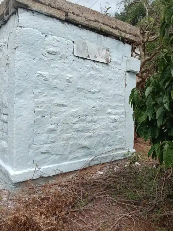 Arulmigu Madeswarsamy Temple, Thikinarai - 638461 அருள்மிகு மாதேஸ்வரசுவாமி திருக்கோயில், Thikinarai - 638461, Erode - Ancient Temple Architecture and History Image 3