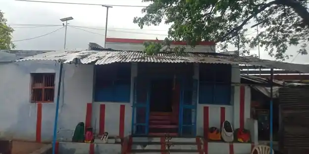 Arulmigu Madhakadi Kannimar Temple, North Ukkadam, Coimbatore - 641001 அருள்மிகு மதகடிகன்னிமார் திருக்கோயில், North Ukkadam, கோவை - 641001, Coimbatore - Ancient Temple Architecture and History Image 6