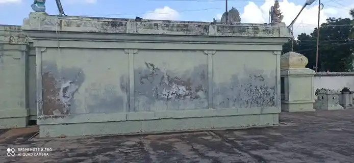 Arulmigu Madhana Gopala Swamy Temple, Near Panchayathu Office, Periyari - 636101 அருள்மிகு மதனகோபாலசுவாமி திருக்கோயில், பஞ்சாயத்து அலுவலகம் அருகில், பெரியேரி - 636101, Salem - Ancient Temple Architecture and History Image 4