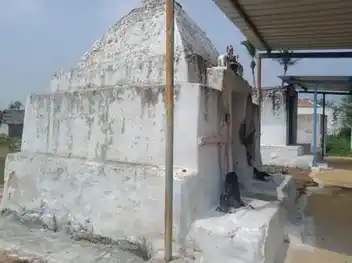 Arulmigu Madhesiappan Temple, Ekkatampalayam, Ekkatampalayam - 638051 Temple