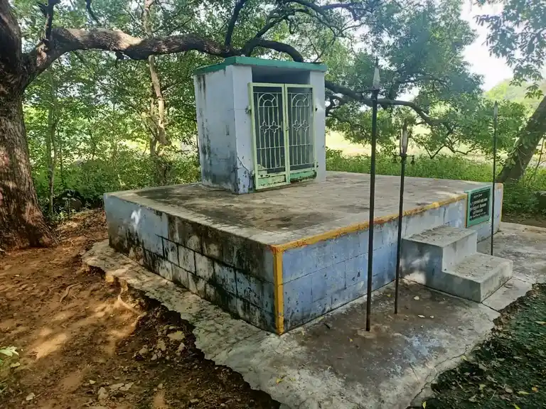 Arulmigu Madheswaran Temple, Anaipalayam - 638752 அருள்மிகு மாதேஸ்வரசுவாமி திருக்கோயில், Anaipalayam - 638752, Tiruppur - Ancient Temple Architecture and History Image 4