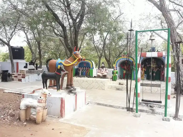 Arulmigu Madhurai Veeran Temple, Viralimedu, Anthiyur - 638301 Temple