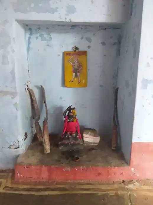 Arulmigu Madhuraiveeraswamy Temple, Palaviduthi - 621311