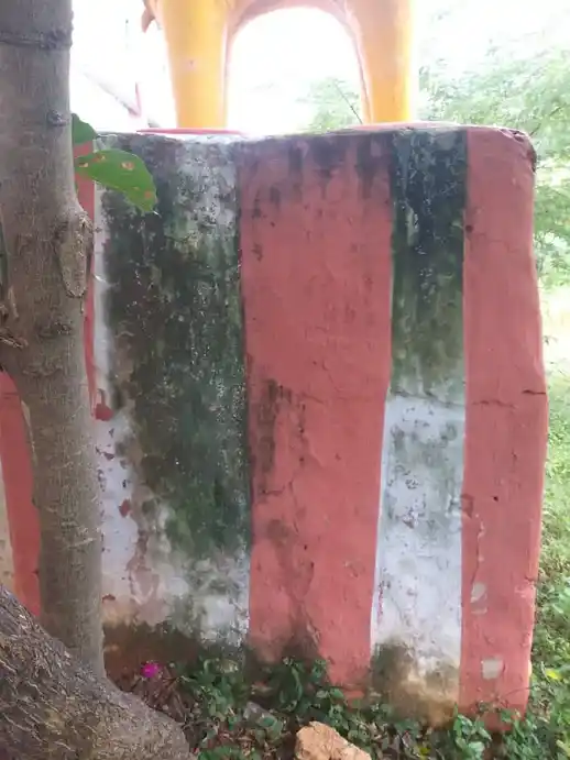 Arulmigu Madhuraiveeraswamy Temple, Palaviduthi - 621311 அருள்மிகு மதுரை வீரசாமி திருக்கோயில், Palaviduthi - 621311, Karur - Ancient Temple Architecture and History Image 4