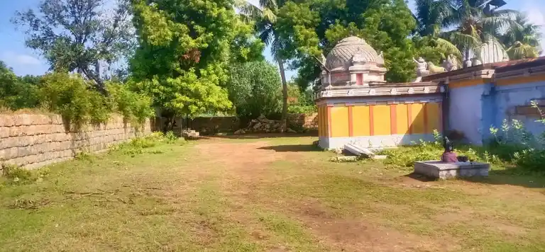 Arulmigu Madhurakaliyamman Temple, Kattuputhur - 621207 அருள்மிகு பிடாரி மதுரகாளியம்மன் திருக்கோயில், காட்டுப்புத்தூர் - 621207, Thiruchirappalli - Ancient Temple Architecture and History Image 3