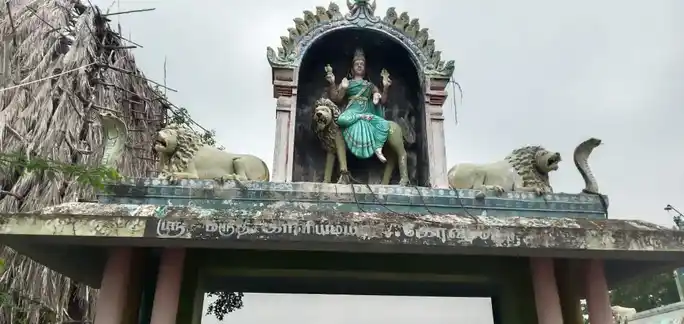 Arulmigu Madhurakaliyamman Temple, Thiruverumbur - 620013 அருள்மிகு மதுரகாளியம்மன் திருக்கோவில், கூத்தைப்பார், கூத்தைப்பார் - 620013, Thiruchirappalli - Ancient Temple Architecture and History Image 3