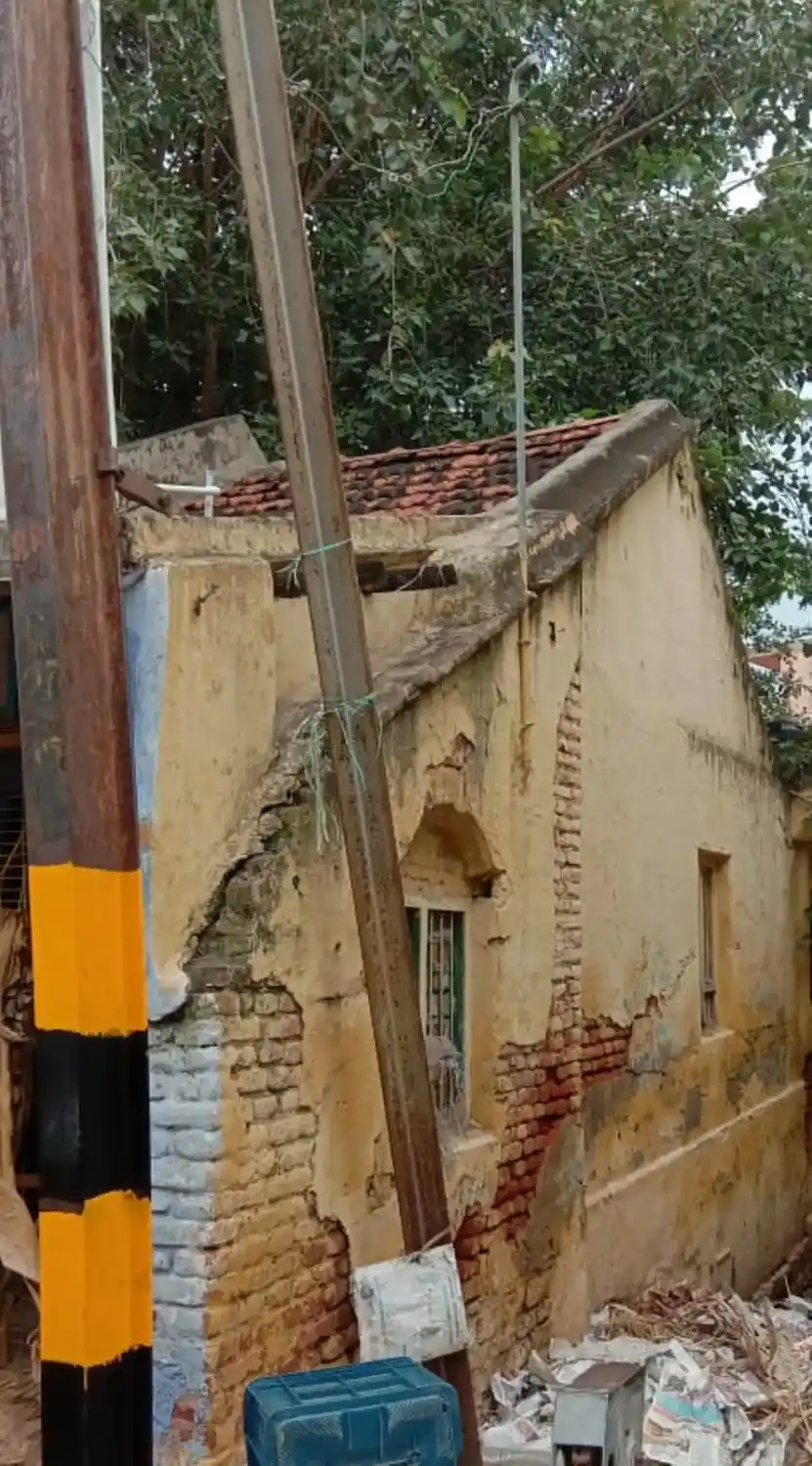 Arulmigu Madhureswarar Anbupiriyalamman Temple, Chinnakadaiveethi, Salem - 636001
