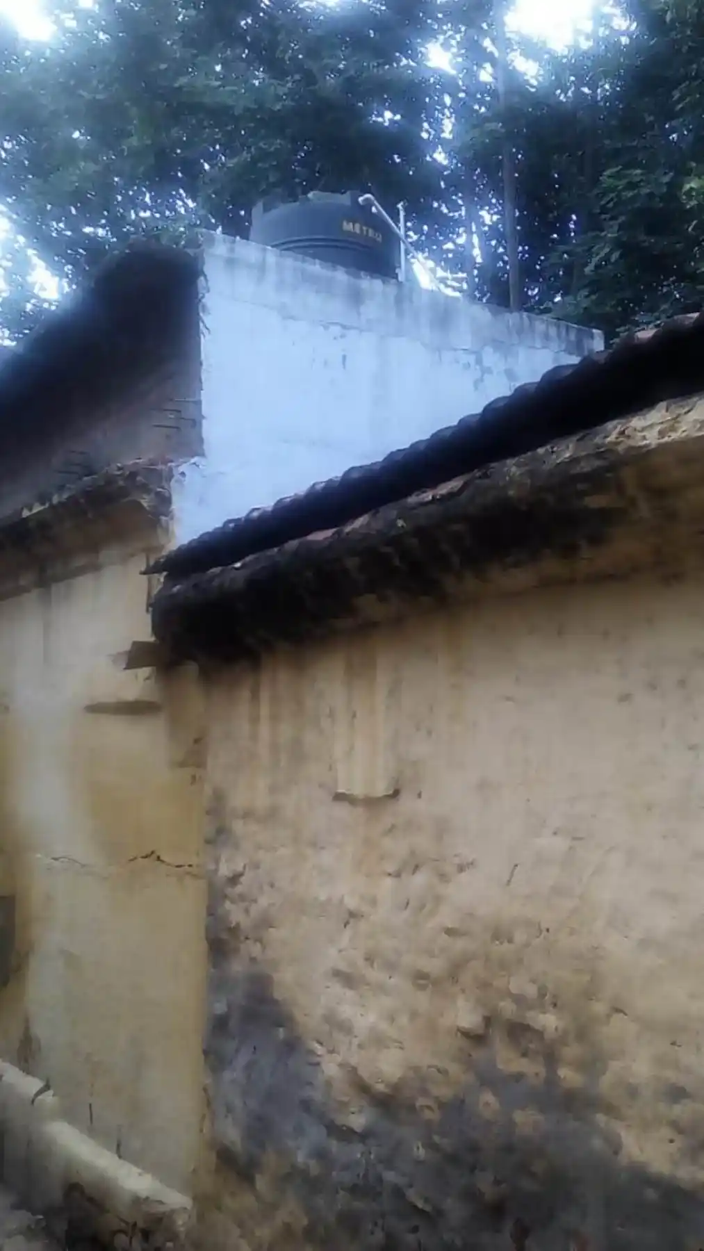 Arulmigu Madhureswarar Anbupiriyalamman Temple, Chinnakadaiveethi, Salem - 636001 அருள்மிகு மதுரேஸ்வர் அன்புபிரியாளம்மன் திருக்கோயில், சின்னக்கடைவீதி, சேலம் - 636001, Salem - Ancient Temple Architecture and History Image 4