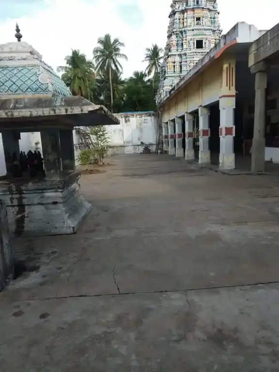 Arulmigu Madhyarjuneshwarar Temple, Pettavaithalai - 639112 அருள்மிகு மத்யார்ஜுனேஸ்வரர் திருக்கோயில், Pettavaithalai - 639112, Thiruchirappalli - Ancient Temple Architecture and History Image 3