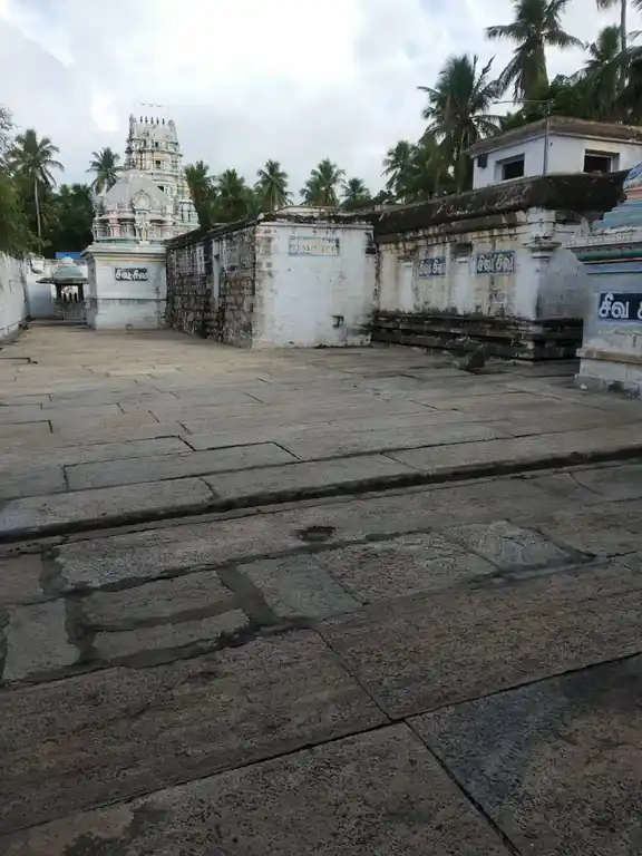 Arulmigu Madhyarjuneshwarar Temple, Pettavaithalai - 639112 அருள்மிகு மத்யார்ஜுனேஸ்வரர் திருக்கோயில், Pettavaithalai - 639112, Thiruchirappalli - Ancient Temple Architecture and History Image 5