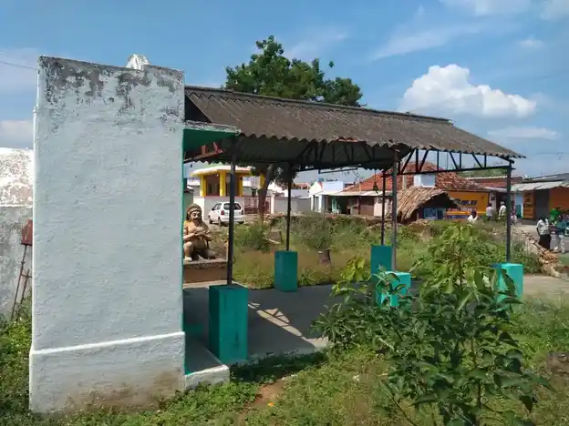 Arulmigu Maduariveeran Temple, Kaliapuram - 642129 மதுரைவீரன் திருக்கோயில், காளிப்புறம் - 642129, Coimbatore - Ancient Temple Architecture and History Image 4