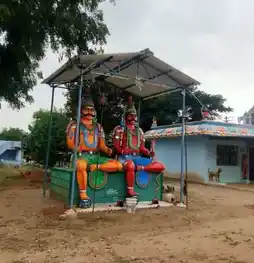 Arulmigu Madurai Veeran Pattatharasi Temple, Vettayankinaru, Vettayankinaru - 638055 அருள்மிகு மதுரைவீரன், பட்டத்தரசியம்மன் திருக்கோயில், வேட்டையன்கிணறு, Vettayankinaru - 638055, Erode - Ancient Temple Architecture and History Image 5