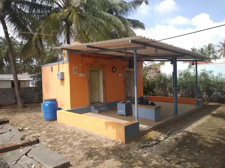 Arulmigu Madurai Veeran Pattatharasiyamman Temple, J.Krishnapuram - 641671