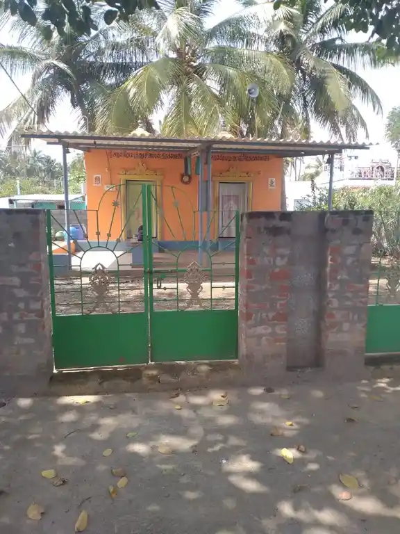 Arulmigu Madurai Veeran Pattatharasiyamman Temple, J.Krishnapuram - 641671 அருள்மிகு மதுரைவிரன் பட்டத்தரசியம்மன் திருக்கோயில், J.Krishnapuram - 641671, Coimbatore - Ancient Temple Architecture and History Image 2