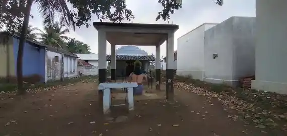 Arulmigu Madurai Veeran Temple, Chinnavalavadi - 642132 அருள்மிகு மதுரைவீரன் திருக்கோயில், Chinnavalavadi - 642132, Tiruppur - Ancient Temple Architecture and History Image 3