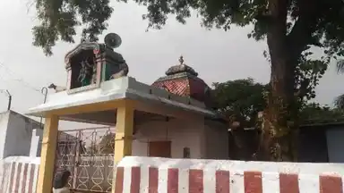 Arulmigu Madurai Veeran Temple, Nallannakavundanputhur - 642204 அருள்மிகு மதுரைவீரன் திருக்கோயில், Nallannakavundanputhur - 642204, Tiruppur - Ancient Temple Architecture and History Image 4