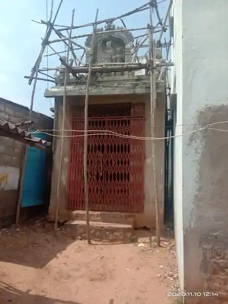 Arulmigu Madurai Veeran Temple, Natham - 624401 அருள்மிகு மதுரைவீரன் திருக்கோவில், Natham - 624401, Dindigul - Ancient Temple Architecture and History Image 3