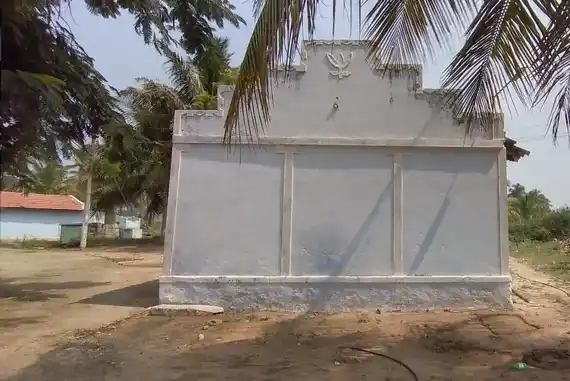 Arulmigu Madurai Veeran Temple, Rettipalayam - 642113 அருள்மிகு மதுரை வீரன் திருக்கோயில், Rettipalayam - 642113, Tiruppur - Ancient Temple Architecture and History Image 2