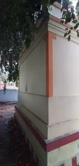 Arulmigu Madurai Veeran Temple, Theepalapatty - 642132 அருள்மிகு மதுரைவீரன் திருக்கோயில், Theepalapatty - 642132, Tiruppur - Ancient Temple Architecture and History Image 2