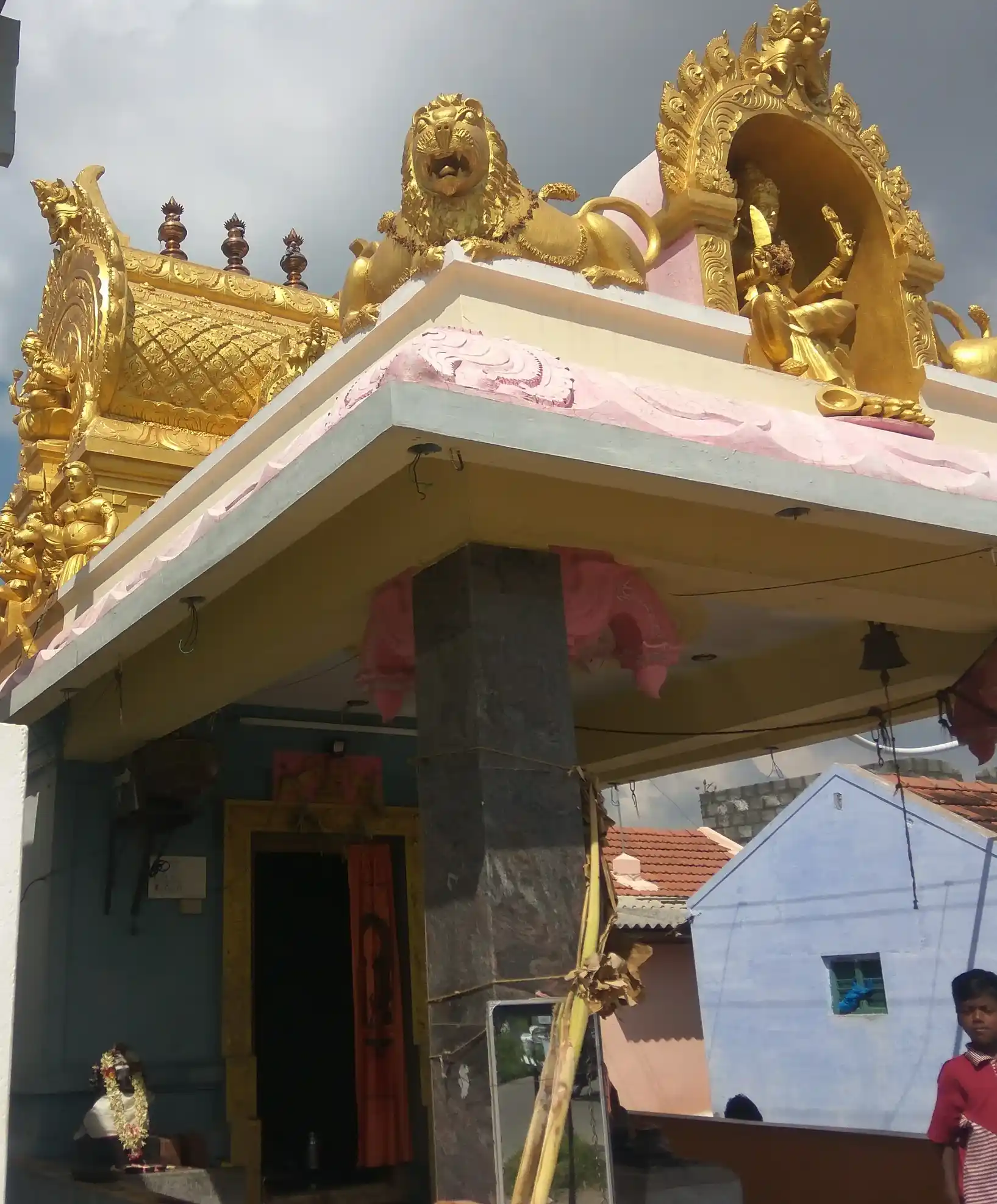 Arulmigu Maduraiveeran Annamarsamy Temple, Sakthinagar - 638052 அருள்மிகு மதுரைவீரன் அண்ணமார்சாமி திருக்கோயில், சக்திநகர் - 638052, Erode - Ancient Temple Architecture and History Image 4