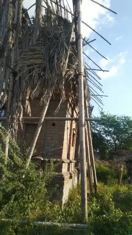 Arulmigu Maduraiveeran Makaliamman Temple, Kondampatti - 642201 அருள்மிகு மதுரைவீரன் மாகாளியம்மன் திருக்கோயில், Kondampatti - 642201, Coimbatore - Ancient Temple Architecture and History Image 2