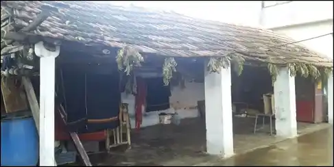 Arulmigu Maduraiveeran Muniyappaswamy Temple, Udumalpet, Udumalpet - 642126 அருள்மிகு மதுரைவீரன் முனியப்பசுவாமி திருக்கோயில், Udumalpet, Udumalpet - 642126, Tiruppur - Ancient Temple Architecture and History Image 4