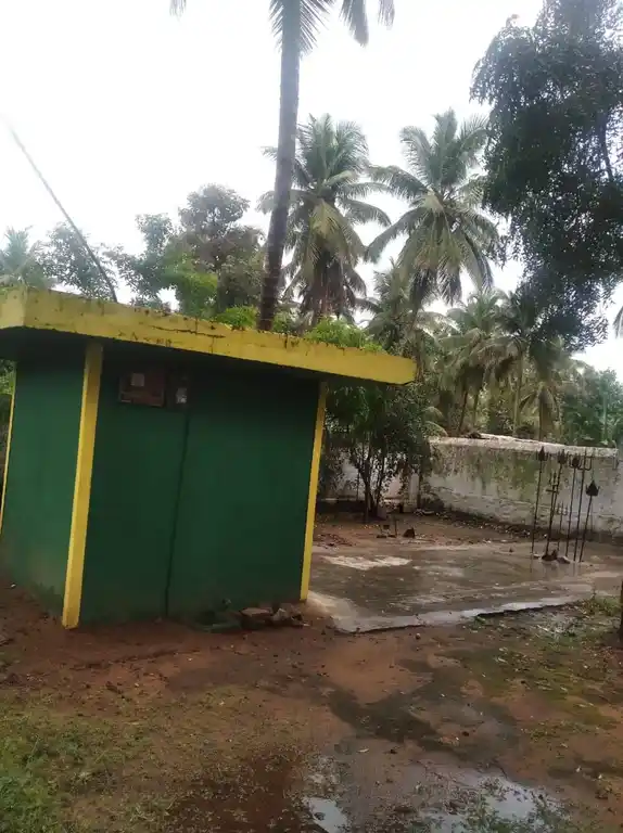 Arulmigu Maduraiveeran Paatatharasiamman Temple, Vettaikaranputur - 642129 அருள்மிகு மதுரைவீரன் பட்டத்தரசியம்மன் திருக்கோயில், வேட்டைக்காரன்புதூர் - 642129, Coimbatore - Ancient Temple Architecture and History Image 6