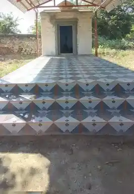 Arulmigu Maduraiveeran Temple, Aandiyagoudanoor - 642154 Arulmigu Maduraiveeran Temple, Aandiyagoudanoor - 642154, Tiruppur - Ancient Temple Architecture and History Image 3