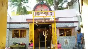 Arulmigu Maduraiveeran Temple, Ammapet, Salem - 636003 அருள்மிகு மதுரை வீரன் திருக்கோயில், அம்மாப்பேட்டை, Salem - 636003, Salem - Ancient Temple Architecture and History Image 3