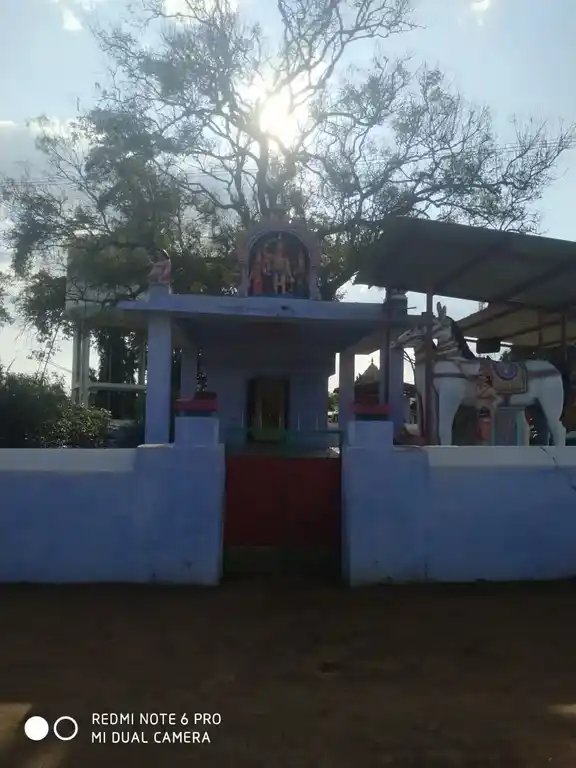 Arulmigu Maduraiveeran Temple, Idaiyarpalayam - 641022 அருள்மிகு மதுரைவீரன் திருக்கோயில், Idaiyarpalayam - 641022, Coimbatore - Ancient Temple Architecture and History Image 3