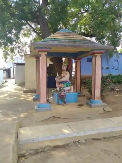 Arulmigu Maduraiveeran Temple, Kaliappagoundanpudur - 641671 அருள்மிகு மதுரைவீரன் திருக்கோயில், Kaliappagoundanpudur - 641671, Coimbatore - Ancient Temple Architecture and History Image 4