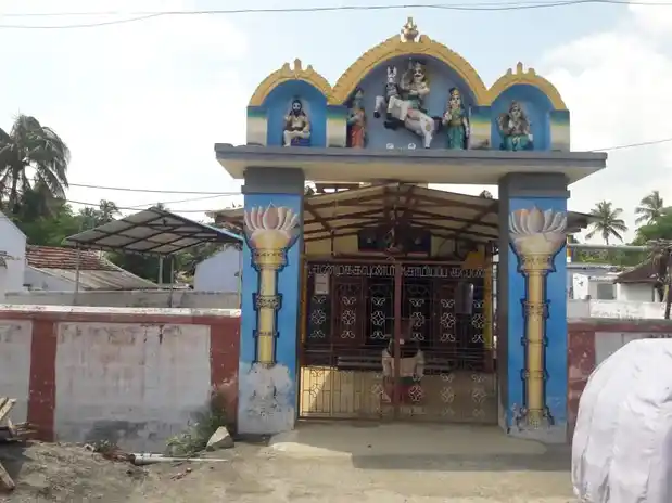 Arulmigu Maduraiveeran Temple, Kolarpatti - 642205 அருள்மிகு மதுரைவீரன் திருக்கோயில், கோலார்பட்டி - 642205, Coimbatore - Ancient Temple Architecture and History Image 2