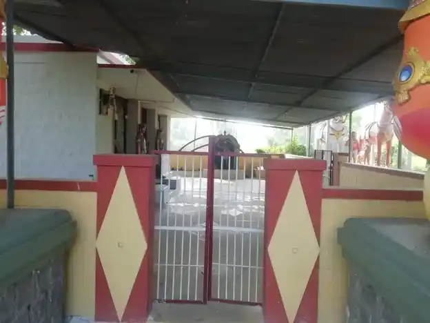 Arulmigu Maduraiveeran Temple, Kudumiyampalayam - 638101 அருள்மிகு மதுரைவீரன் திருக்கோயில், Kudumiyampalayam - 638101, Erode - Ancient Temple Architecture and History Image 3