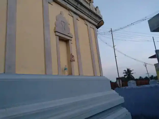 Arulmigu Maduraiveeran Temple, Pollachi - 642001 மதுரைவீரன் திருக்கோயில், Pollachi - 642001, Coimbatore - Ancient Temple Architecture and History Image 3