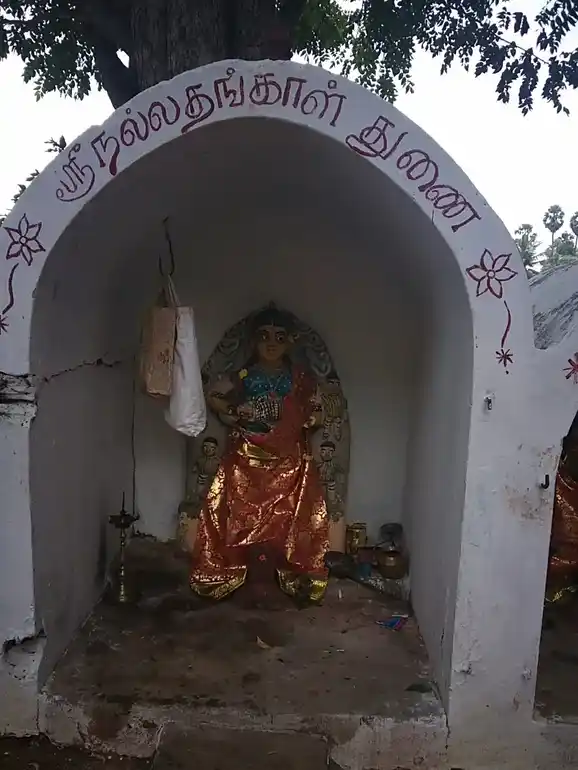 Arulmigu Maduraiveeran Temple, Sooliyakottai - 614402 அருள்மிகு மதுரைவீரன் திருக்கோயில், Sooliyakottai - 614402, Thanjavur - Ancient Temple Architecture and History Image 5