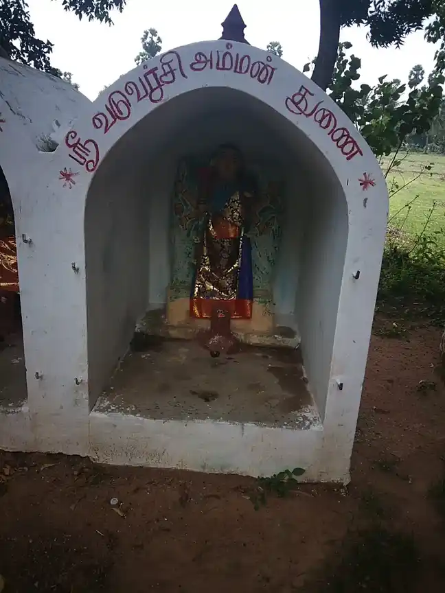 Arulmigu Maduraiveeran Temple, Sooliyakottai - 614402 அருள்மிகு மதுரைவீரன் திருக்கோயில், Sooliyakottai - 614402, Thanjavur - Ancient Temple Architecture and History Image 8