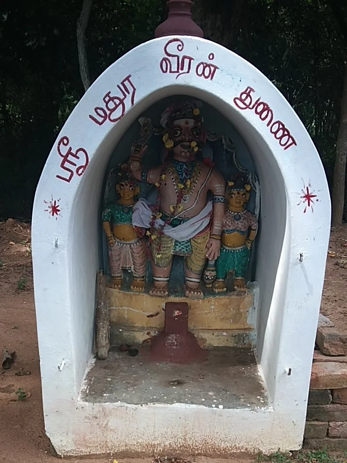 Arulmigu Maduraiveeran Temple, Sooliyakottai - 614402 அருள்மிகு மதுரைவீரன் திருக்கோயில், Sooliyakottai - 614402, Thanjavur - Ancient Temple Architecture and History Image 12