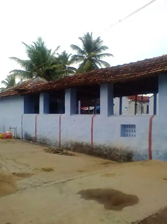 Arulmigu Maduraiveeran Temple, Thensangampalayam - 642114