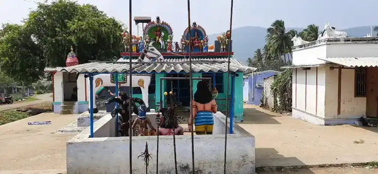 Arulmigu Maduraiveeran Temple, Thevalanthanda - 638504 அருள்மிகு மதுரைவீரன் திருக்கோயில், Thevalanthanda - 638504, Erode - Ancient Temple Architecture and History Image 2