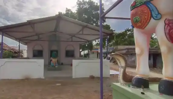 Arulmigu Maduraiveeran Temple, Thinnapatti, Salaiyur - 642207 Arulmigu Maduraiveeran Temple, Thinnapatti, Salaiyur - 642207, Tiruppur - Ancient Temple Architecture and History Image 7