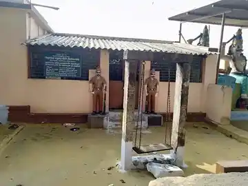 Arulmigu Maduraiveeran Thirukoil, Mayvani - 638458 அருள்மிகு மதுரைவீரன் திருக்கோயில், Mayvani - 638458, Erode - Ancient Temple Architecture and History Image 3