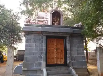 Arulmigu Madurakaliamman Thirukoil, Gobichettipalayam - 638452 அருள்மிகு மதுரகாளியம்மன் திருக்கோயில், Gobichettipalayam - 638452, Erode - Ancient Temple Architecture and History Image 2