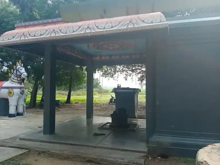 Arulmigu Maduravazhi Amman Temple, Udalapattu - 607402 Temple