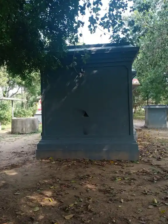 Arulmigu Maduravazhi Amman Temple, Udalapattu - 607402 அருள்மிகு மதுரவாழியம்மன் திருக்கோயில், Udalapattu - 607402, Cuddalore - Ancient Temple Architecture and History Image 3