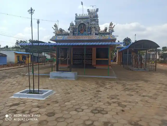 Arulmigu Maduriveeran Mariamman Temple, Kadappanallur - 638311 அருள்மிகு மதுரைவீரன் மாரியம்மன் திருக்கோயில், Kadappanallur - 638311, Erode - Ancient Temple Architecture and History Image 9