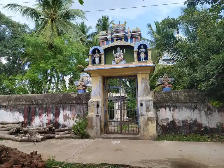 Arulmigu Maduventharanathar Temple, Baburajapuram - 612302 அருள்மிகு மழுவேந்தியநாதர் திருக்கோயில், Baburajapuram - 612302, Thanjavur - Ancient Temple Architecture and History Image 7