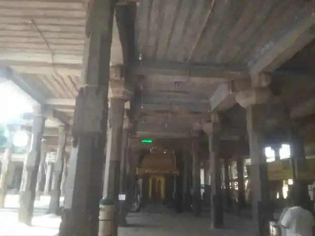 Arulmigu Magalingaswamy Temple, Thiruvidamaruthur - 612104